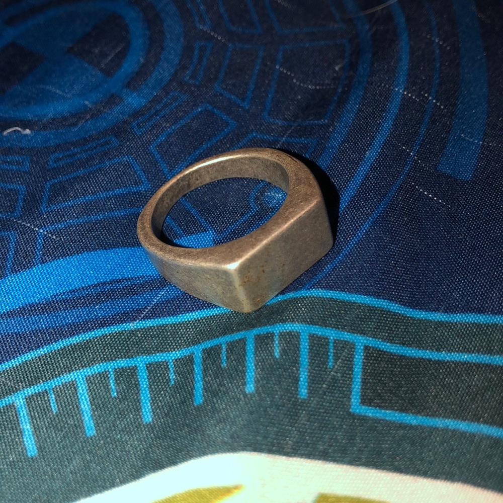 Men’s ring